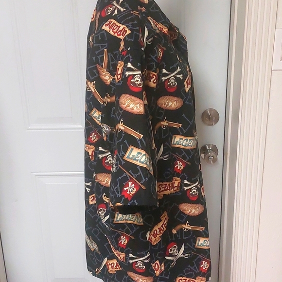 Sea Wolf Men's Large Button Down Shirt - Picture 4 of 6